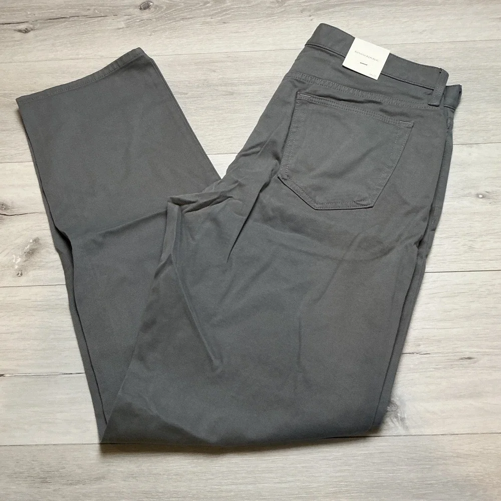 Banana Republic Straight Twill‎ Pants Smokey Signal Grey 34x32 New With Tags